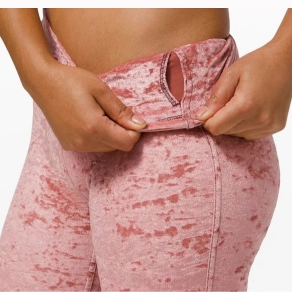 Lululemon Wunder Lounge High-Rise Tight 28" *Crushed Velvet
Soft Cranberry 6 - Picture 4 of 6
